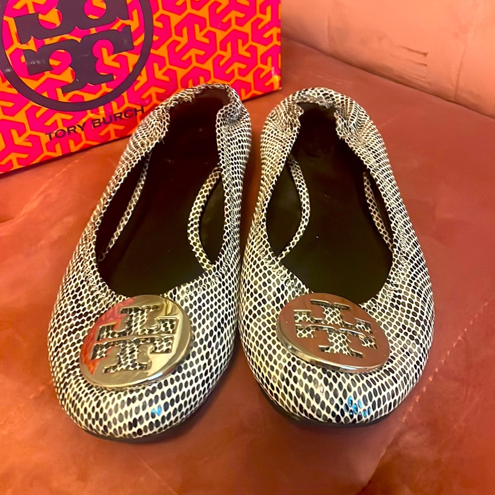 Tory Burch Reva Flats 7.5
